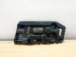 Soporte lateral izquierdo del parachoques delantero Dacia Dokker '12