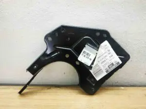 soporte frontal izquierdo Renault Kangoo II