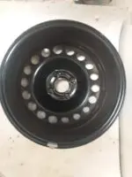 Llanta Renault 15 pulgadas 4 tornillos acero Varios modelos